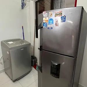 Cómodo Gran Ubicación Y A/c Cali